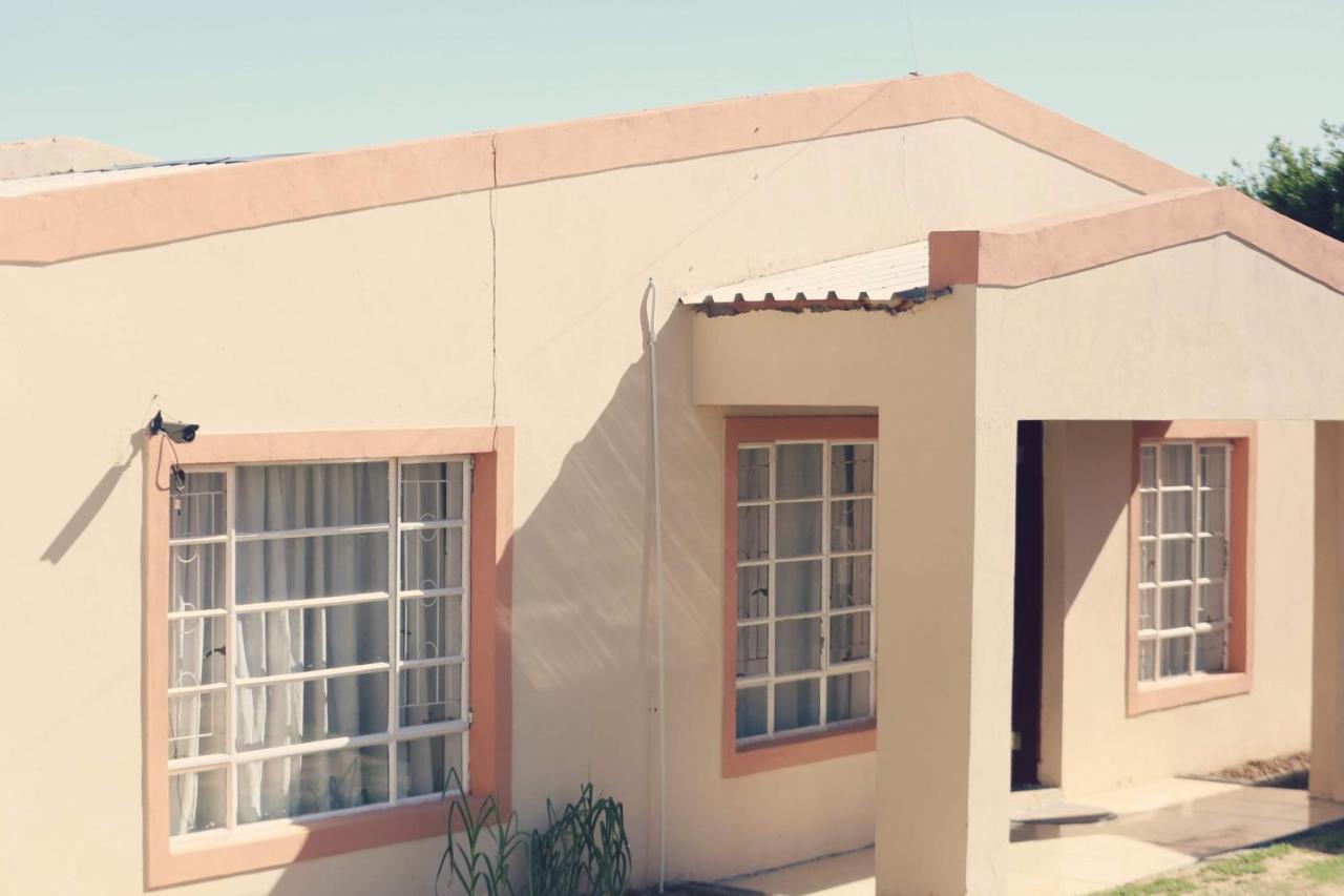 Denver Echo Exec. Guest House Maseru Exterior photo